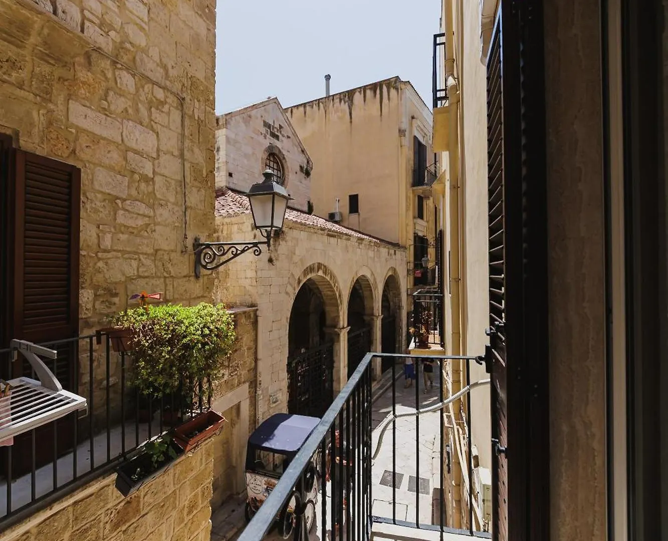Vallisa 72 - Centro Storico Bari 0*,